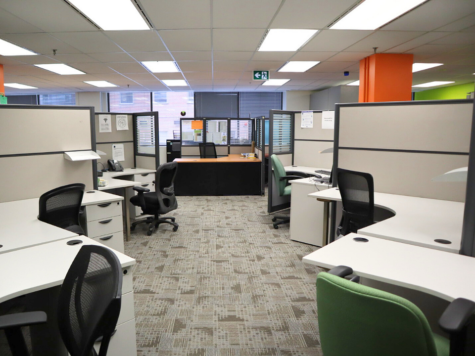401 - 800 Bay Street, Toronto, ON