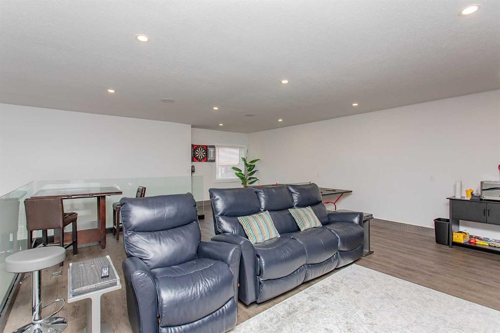 103 - 484 McCoy, Rural Red Deer County, AB