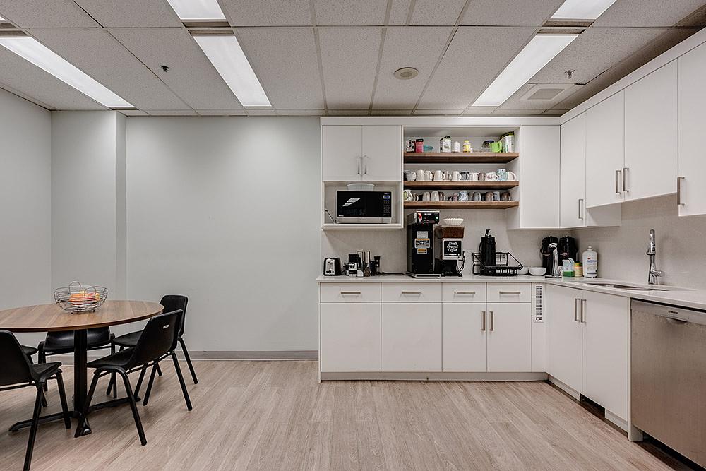 400 - 595 Howe Street, Vancouver, BC