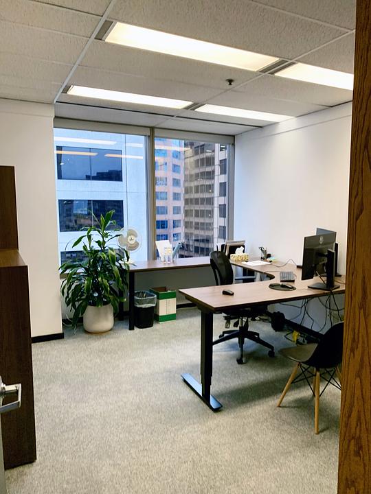 1000 - 595 Howe St, Vancouver, BC