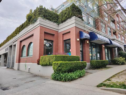 5739 Collingwood Street, Vancouver, BC