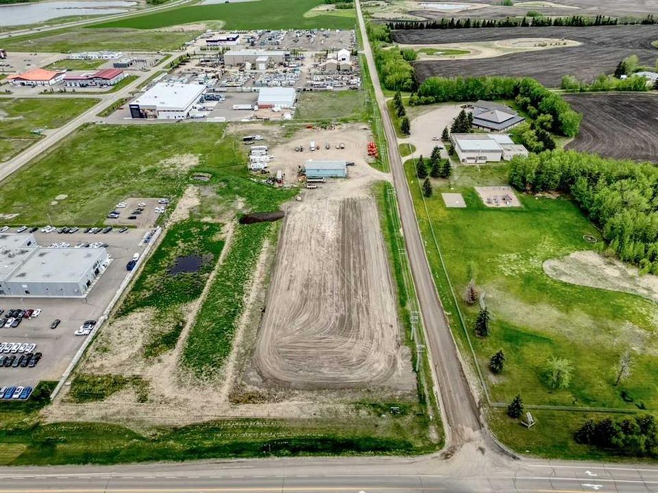 3 Mckenzie Drive, Red Deer County, AB