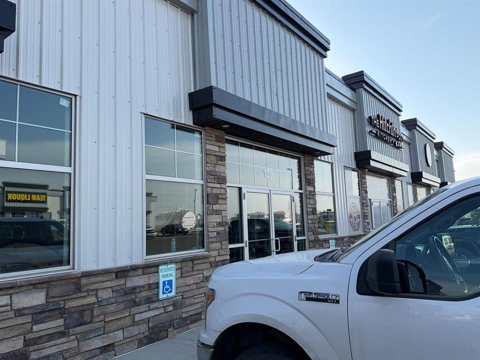 120 - 5302 Vista Trail, Blackfalds, AB