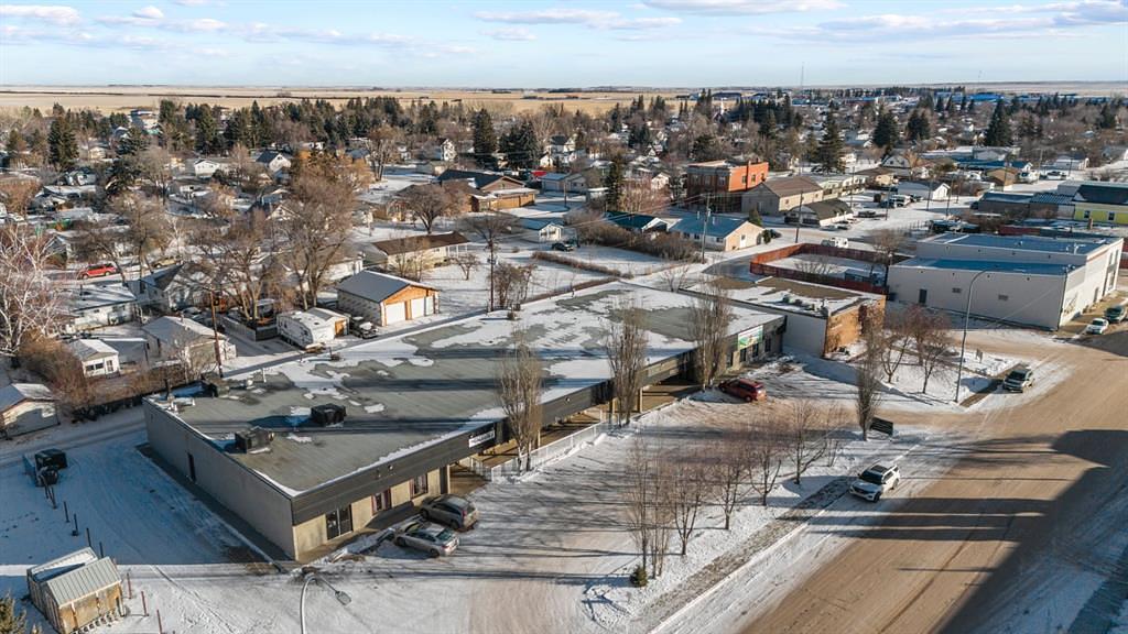 308 2 Avenue, Bassano, AB