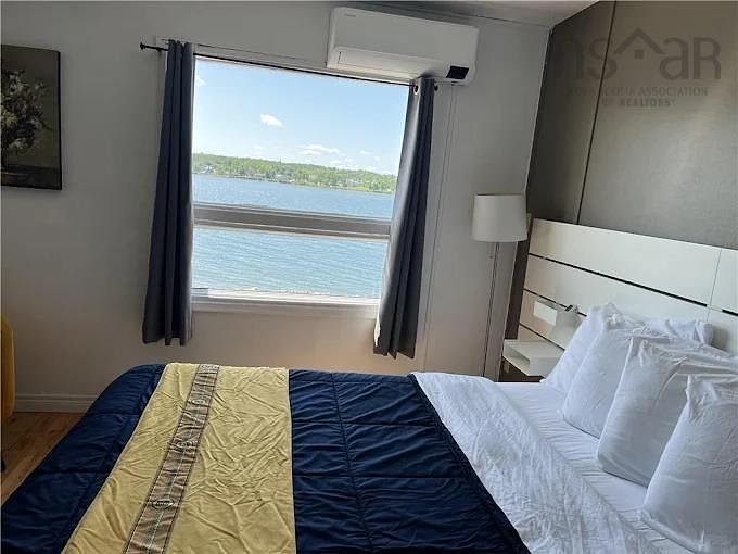 100 Kings Road, Sydney, NS