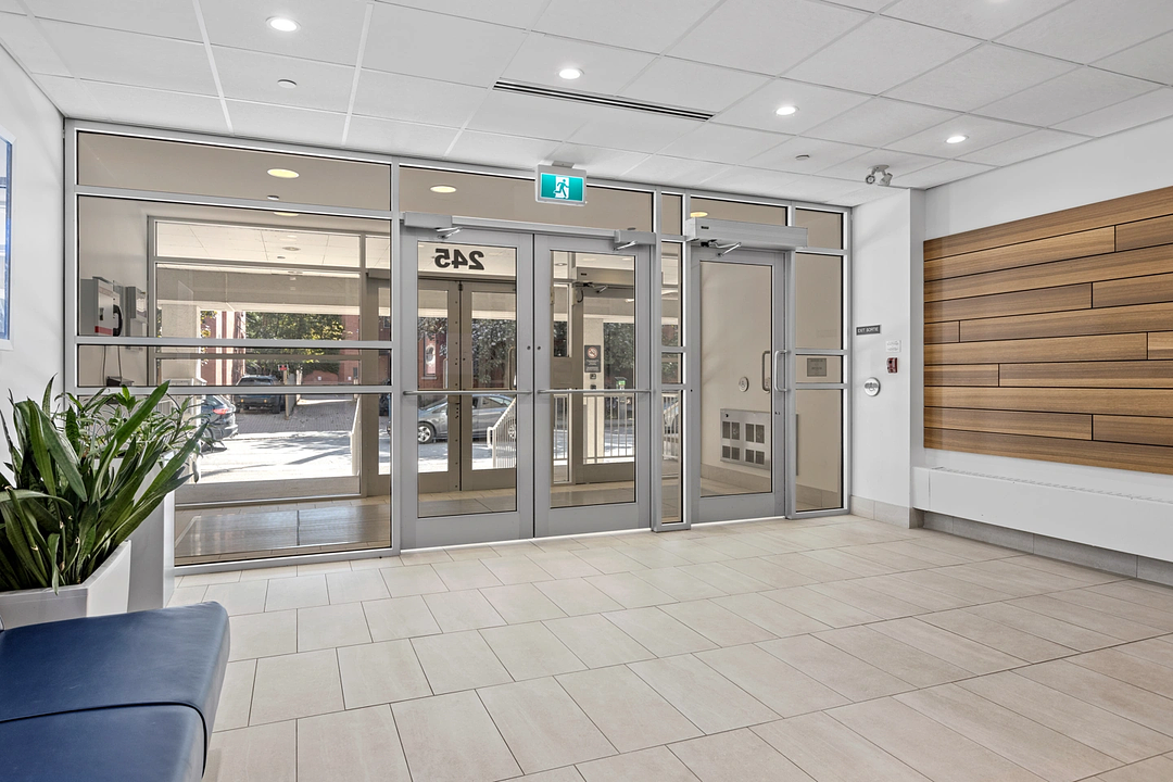 200 - 245 Cooper Street, Ottawa, ON