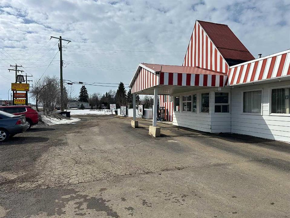 5208 49 Avenue, Redwater, AB