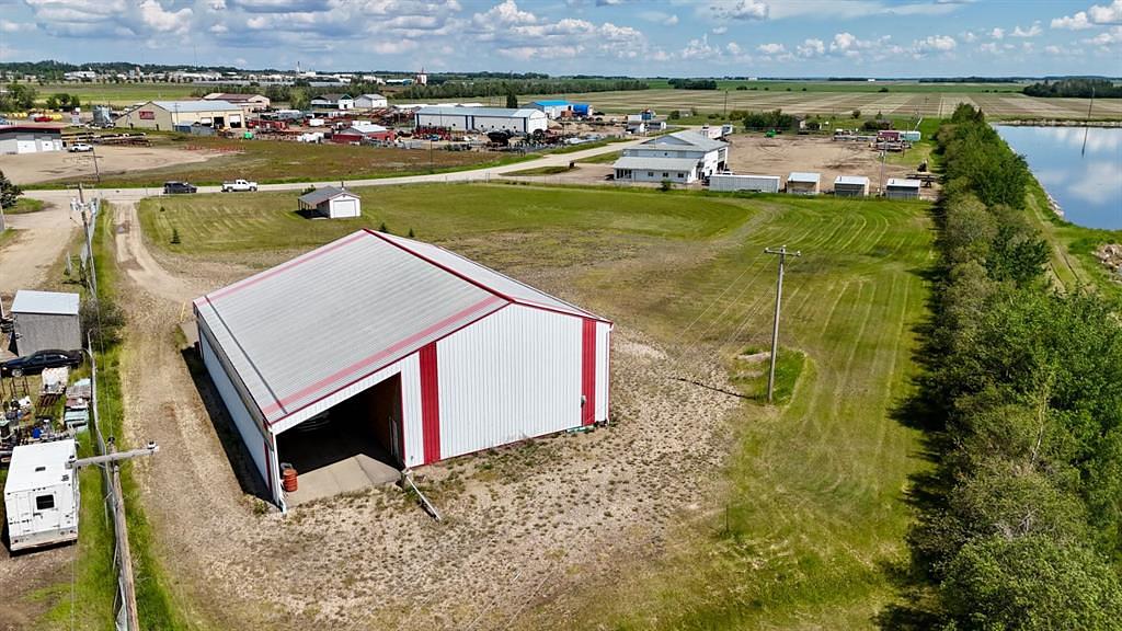 10933 90 Avenue, Fairview, AB