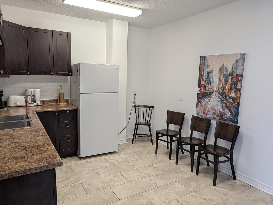 Suite 200 - 80 Terence Matthews Crescent, Ottawa, ON
