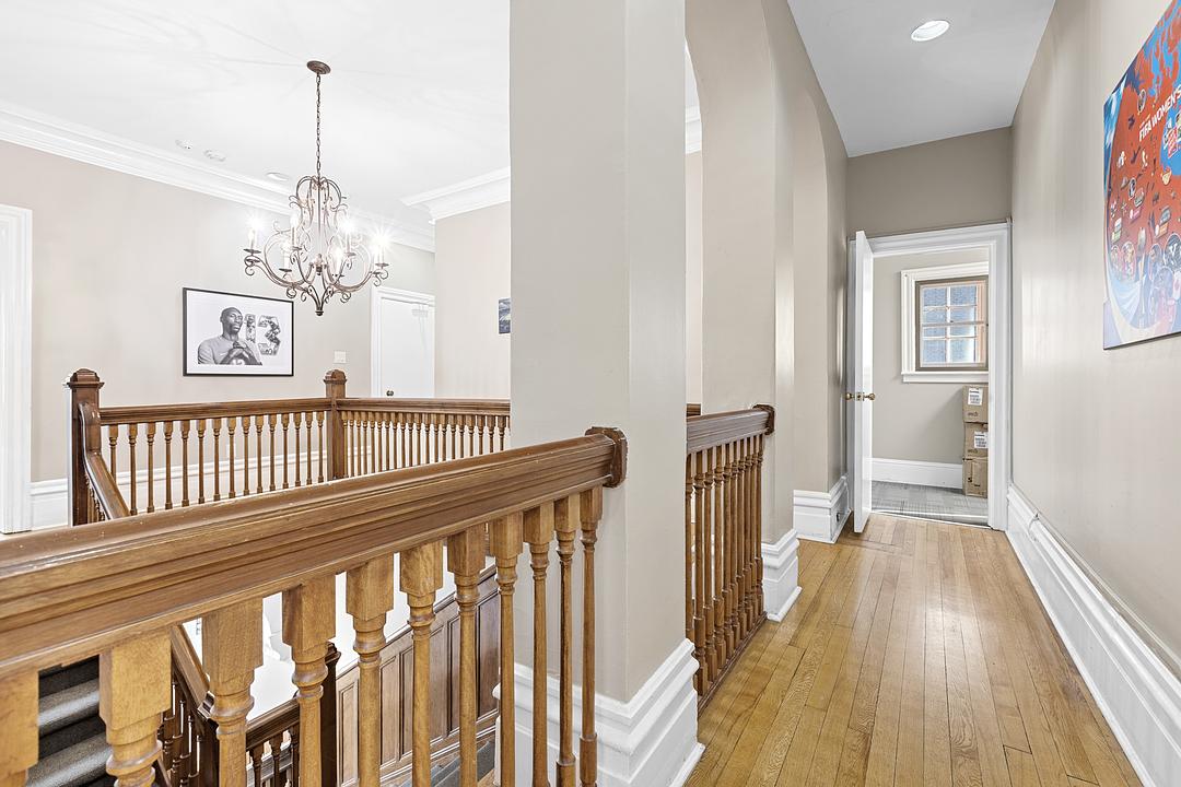 239 Metcalfe Street, Ottawa, ON
