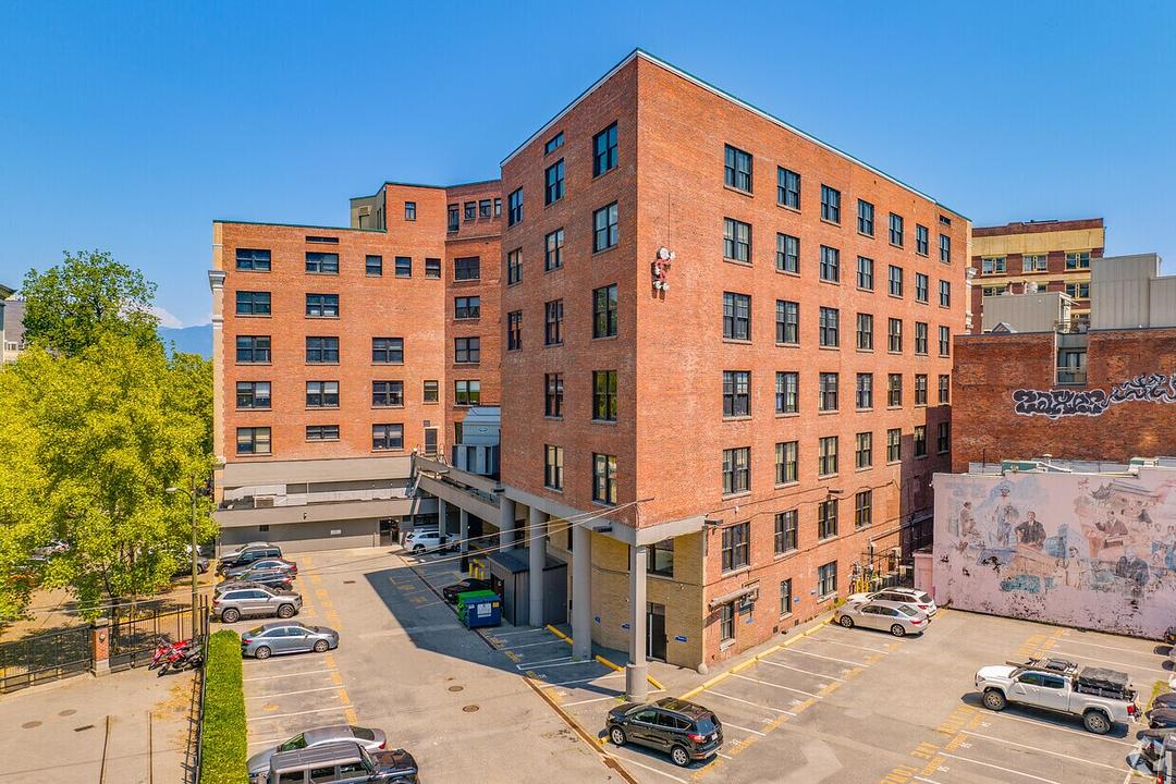 420 - 425 Carrall Street, Vancouver, BC