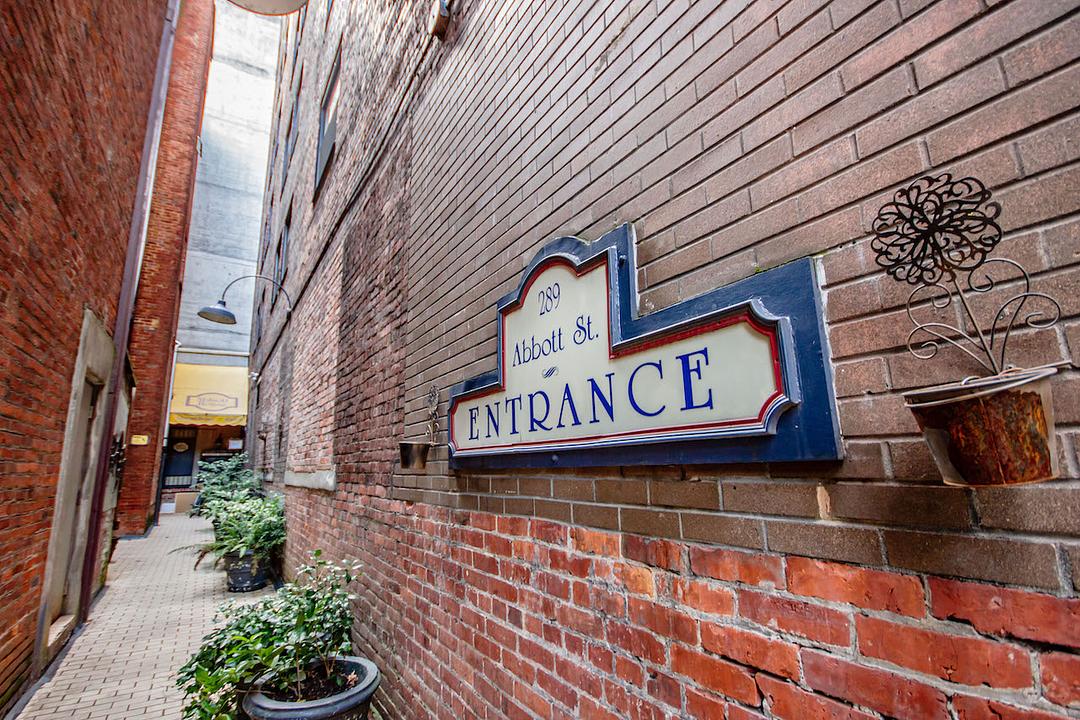- 300 - 289 Abbott Street, Vancouver, BC