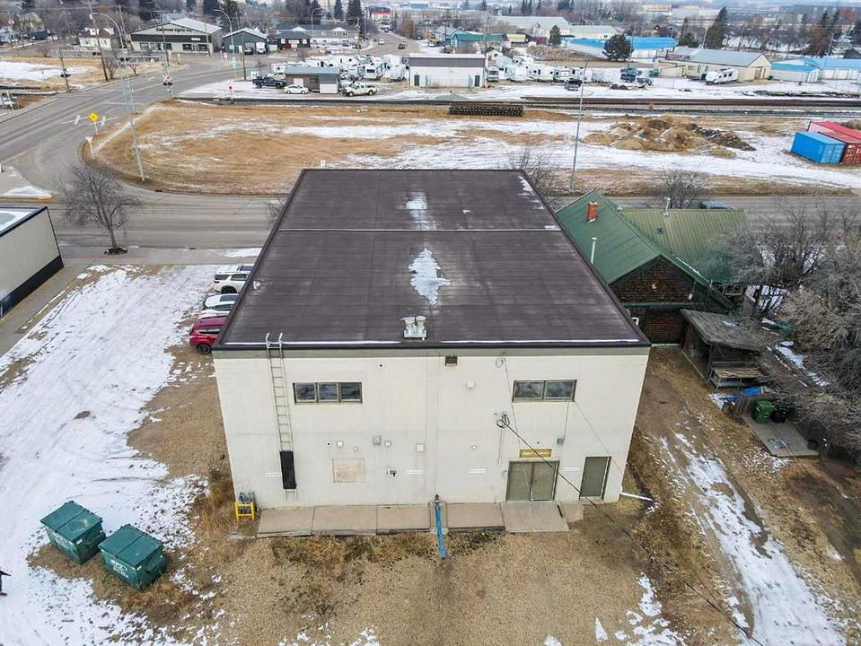 Bay C - 4707 51 Avenue, Camrose, AB
