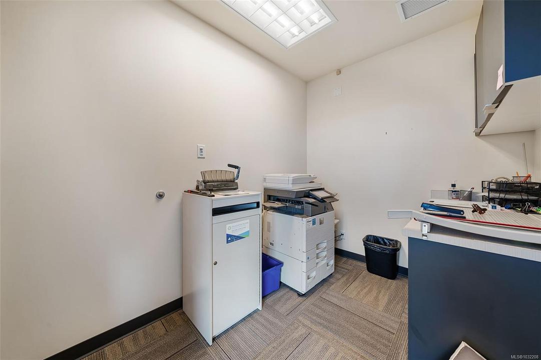 300-305 - 388 Harbour Road, Victoria, BC