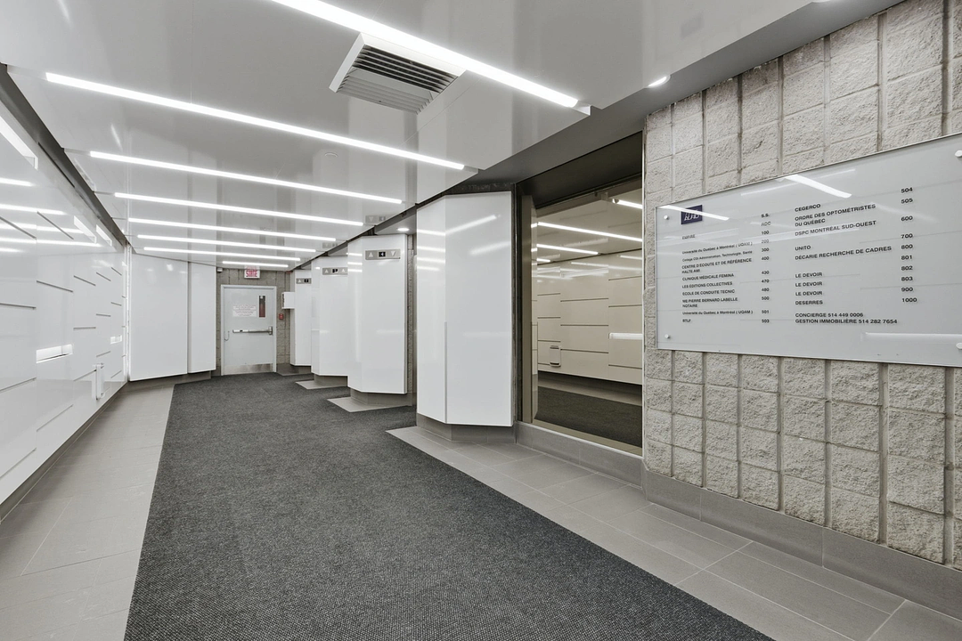 300 - 1265 Rue Berri, Montréal, QC