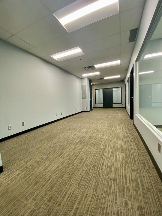 2 - 7075 Edwards Blvd, Mississauga, ON