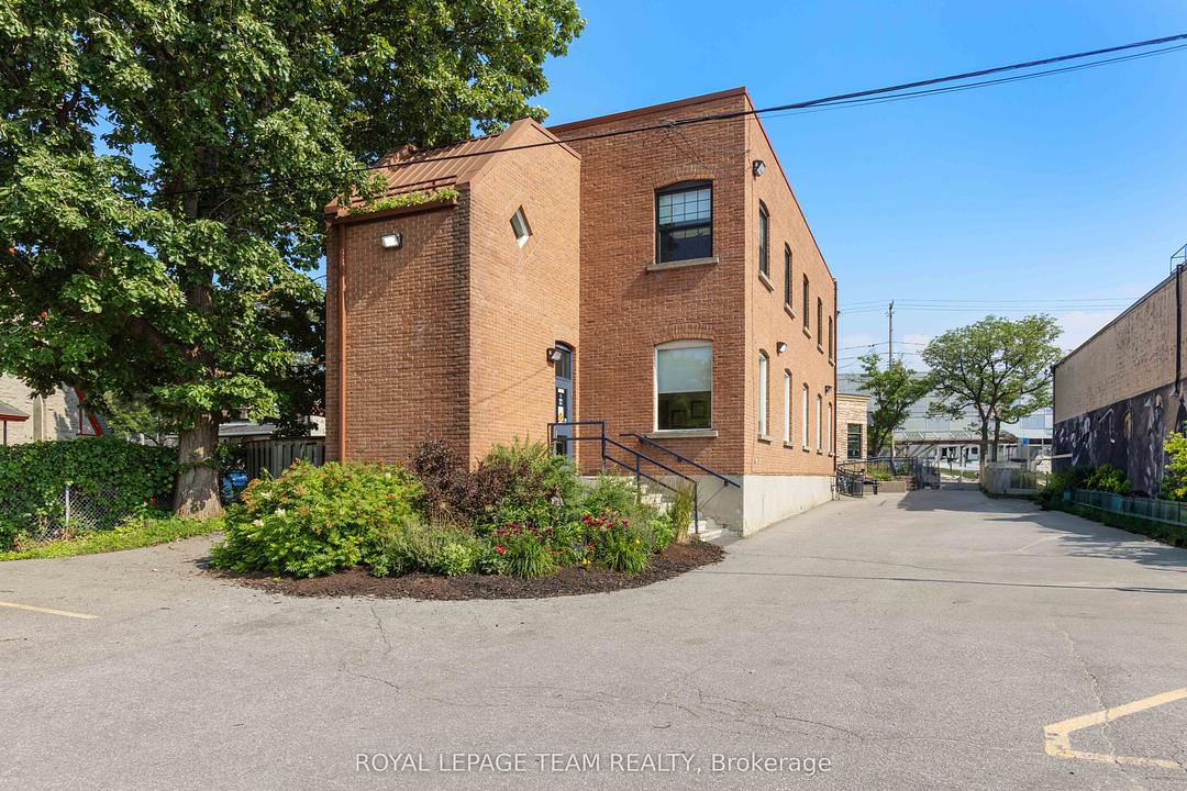 365 Richmond Road, Ottawa, ON