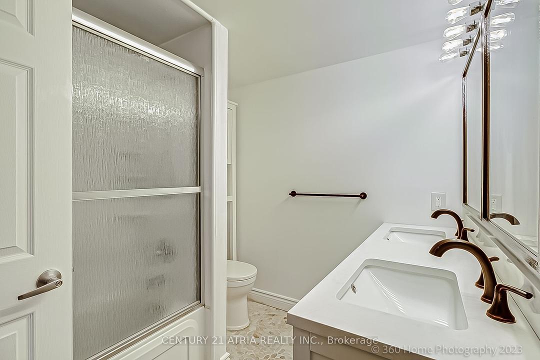 158 - 78 Saint Patrick Street, Toronto, ON