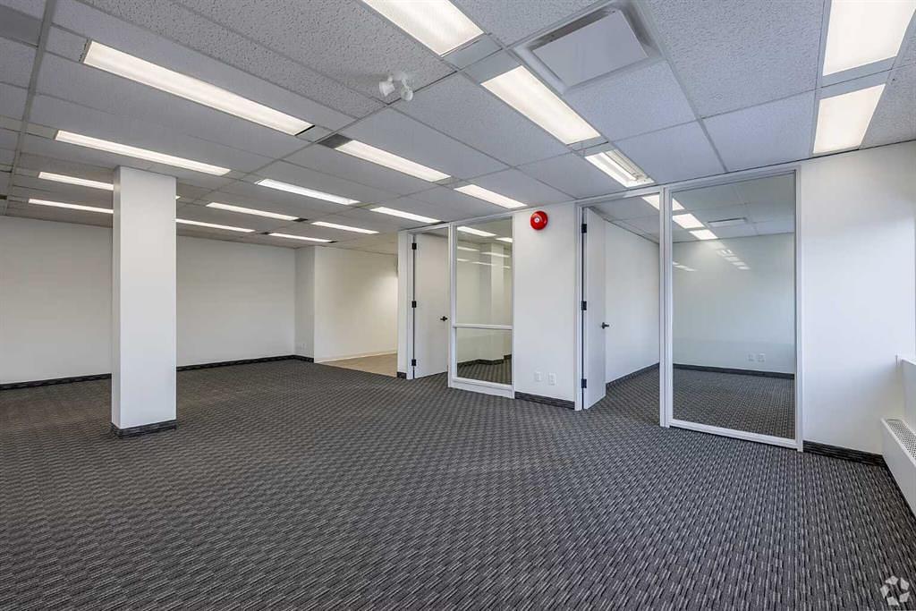 440 - 1121 Centre Street Northwest, Calgary, AB