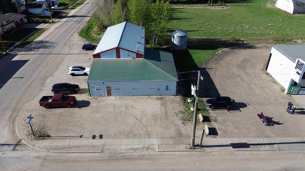9934 100 Avenue, Grande Prairie, AB
