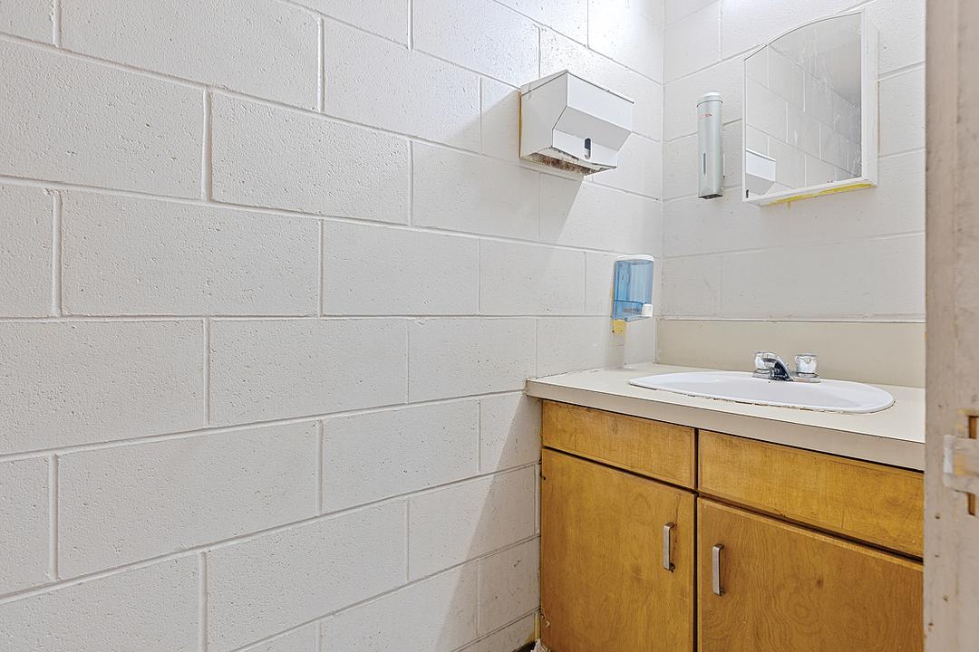 F1 - 1160 Beaverwood Road, Ottawa, ON