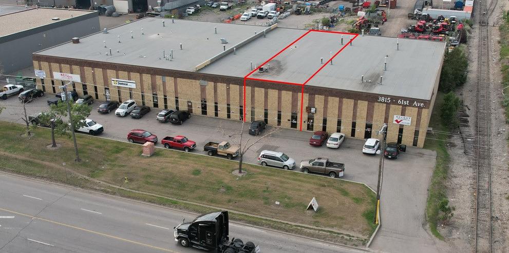 Bay 3 - 3815 61 Avenue Southeast, Calgary, AB