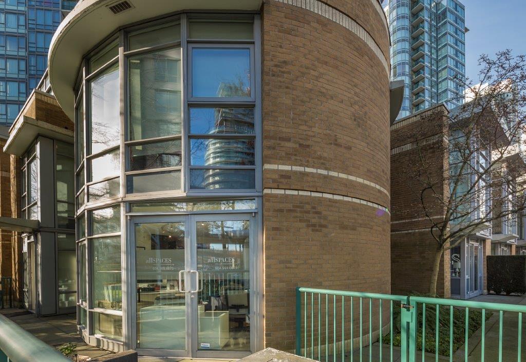 1032  - 1032 Pacific Blvd, Vancouver, BC