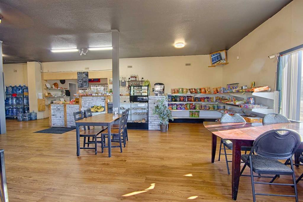 101 3 Street, Hays, AB
