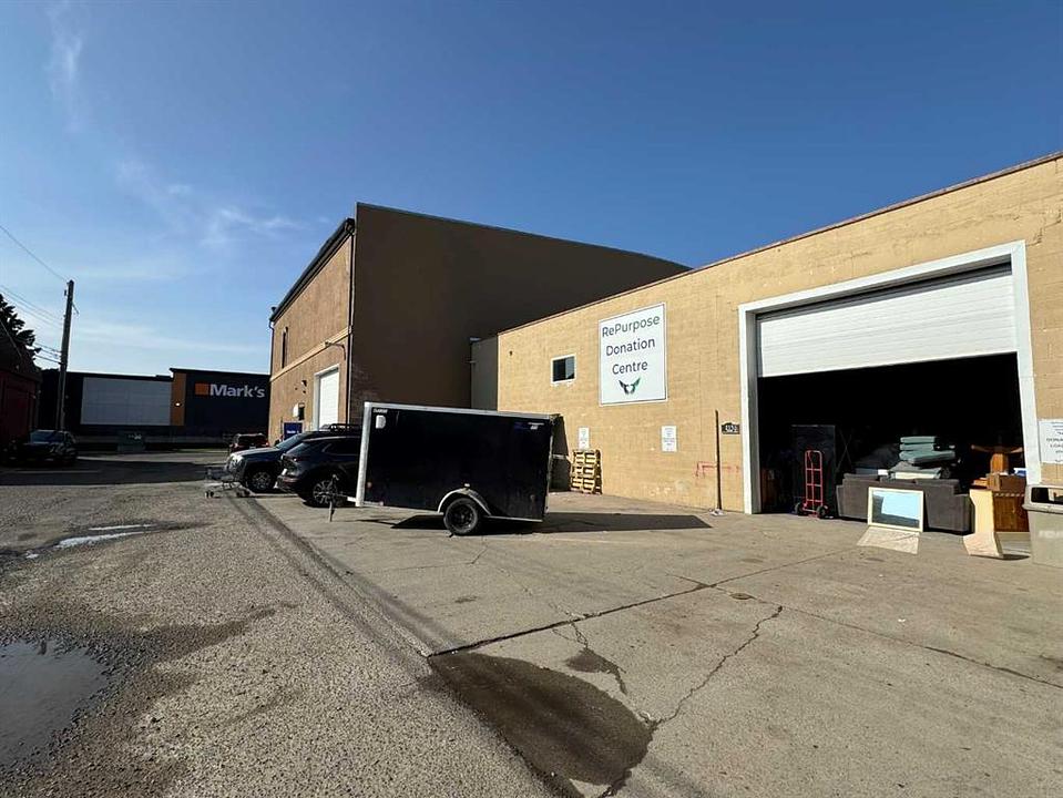 219 12B Street North, Lethbridge, AB