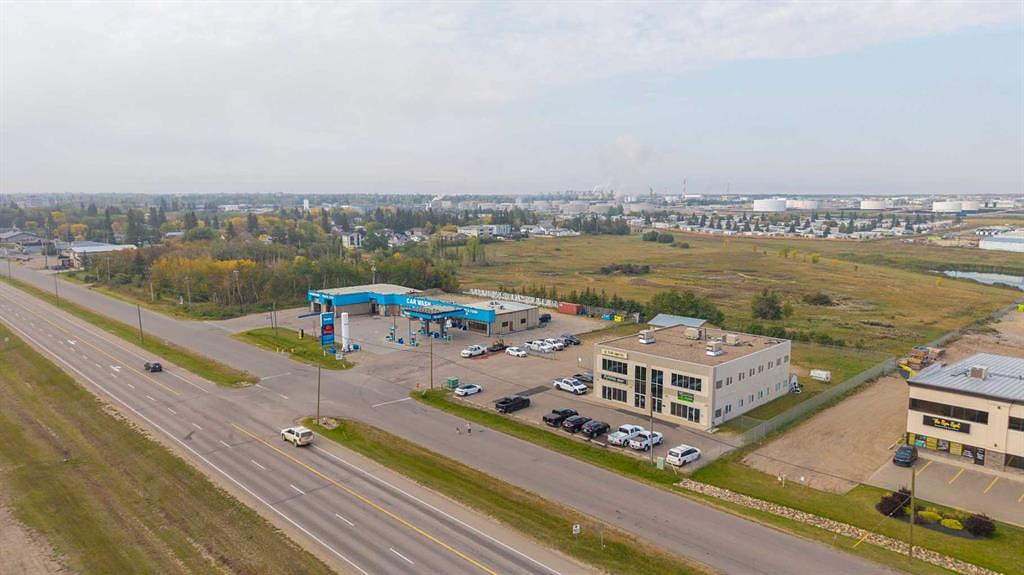 5912 50 Avenue, Lloydminster, AB