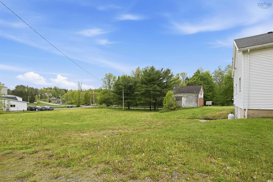 7800 Highway 14, Newport, NS