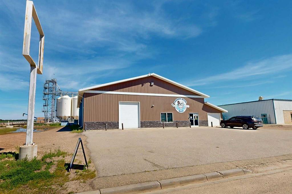 4902 51 Avenue, Stettler, AB