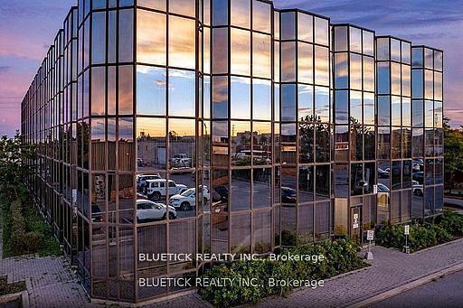 350B Rutherford Road South, Brampton, ON