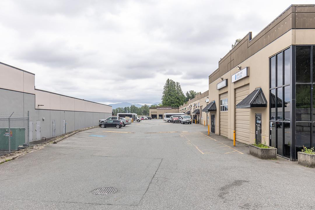 2 - 34100 South Fraser Way, Abbotsford, BC