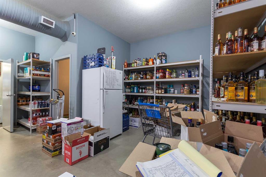 5922 50 Avenue, Stettler, AB