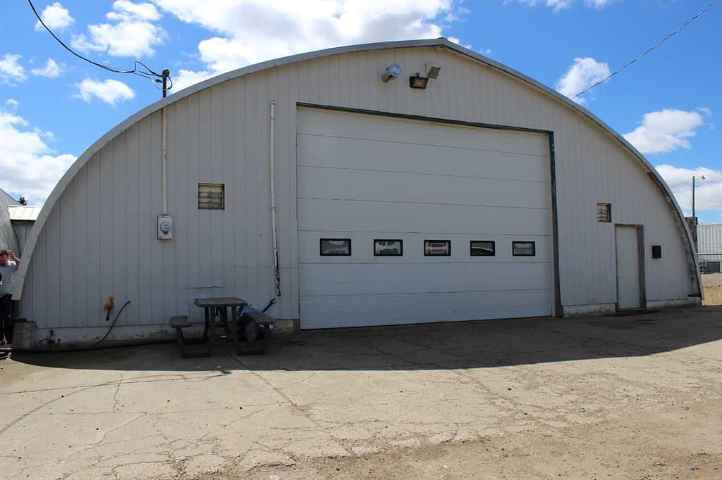 143078 15 Avenue West, Millicent, AB