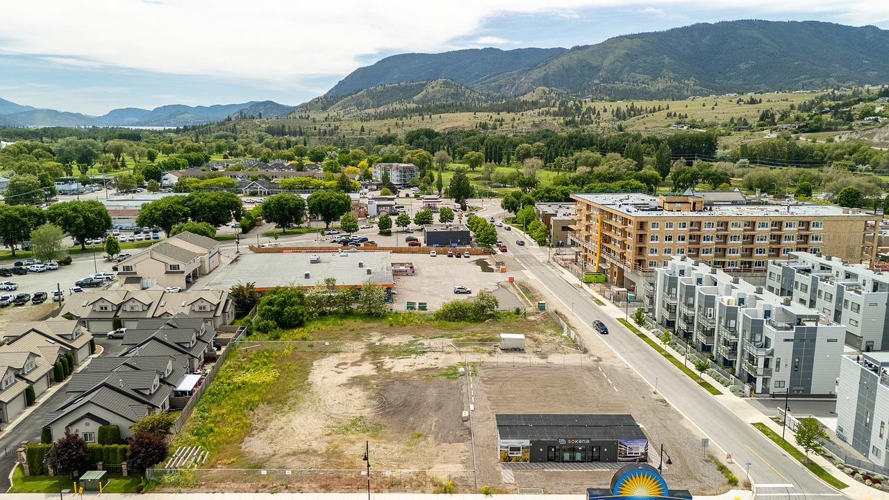 1102 Burnaby Avenue, Penticton, BC