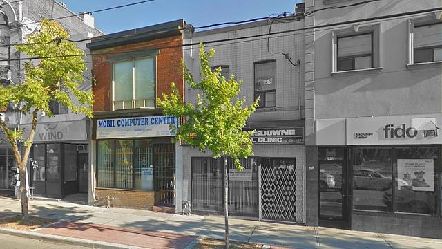 1452 Queen Street West, Toronto, ON