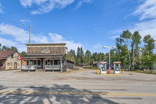 5204 579 Highway W, Rural Mountain View County, AB