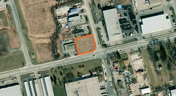 303 Henry Street, Brantford, ON