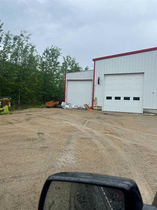 201 1 Street, Fox Creek, AB