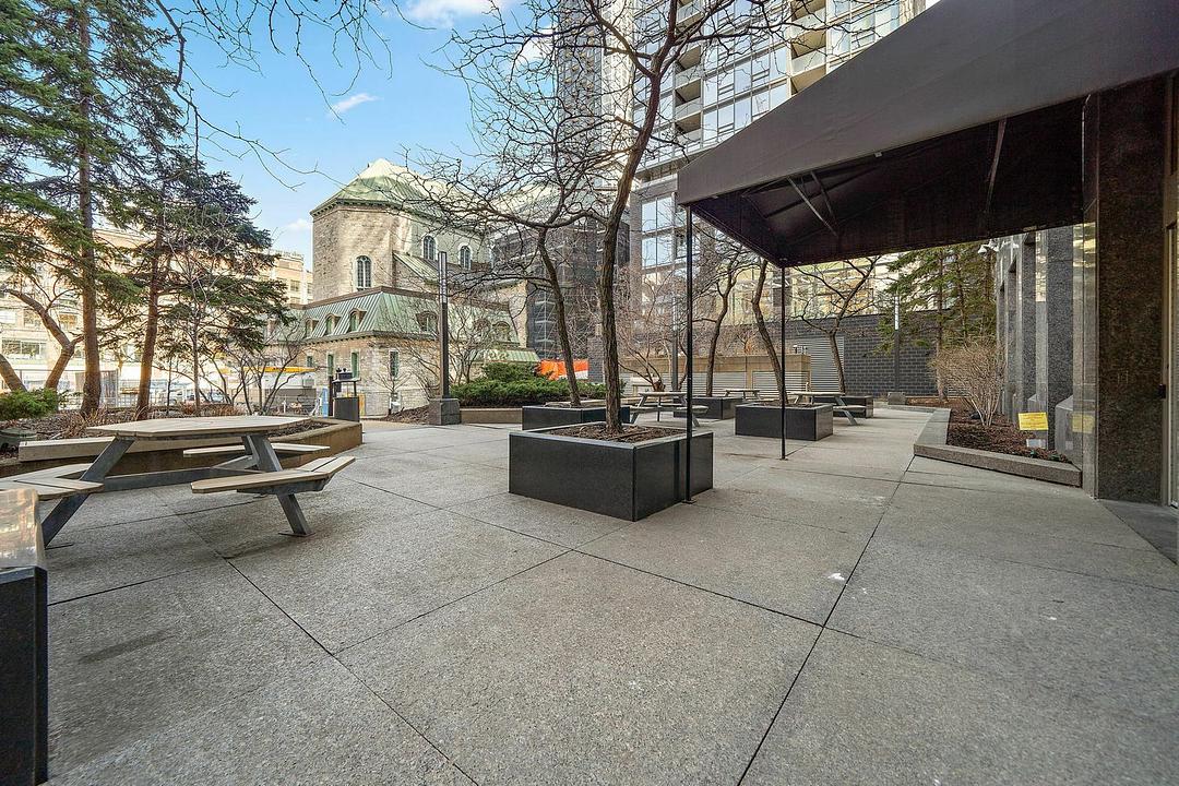 455 Boulevard René-Lévesque Ouest, Montréal, QC