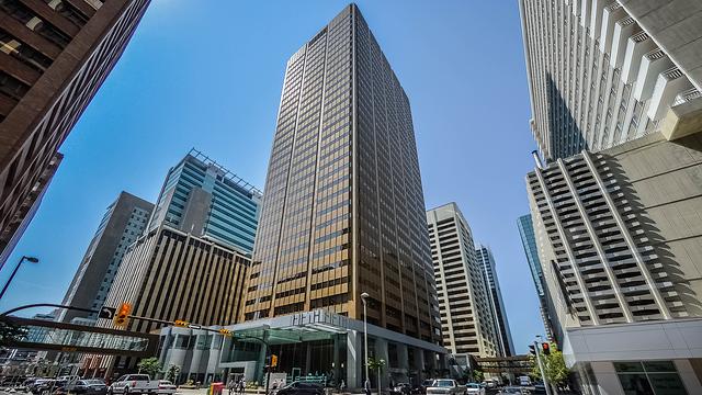 605 5 Ave SW, Calgary, AB