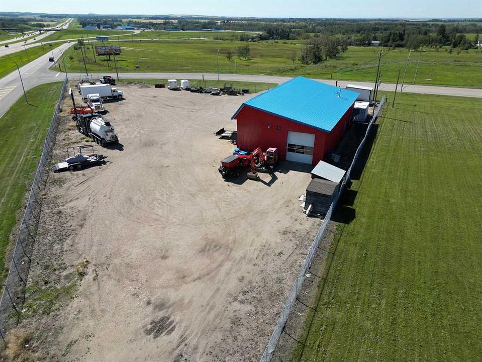 3208 52 Avenue, Innisfail, AB
