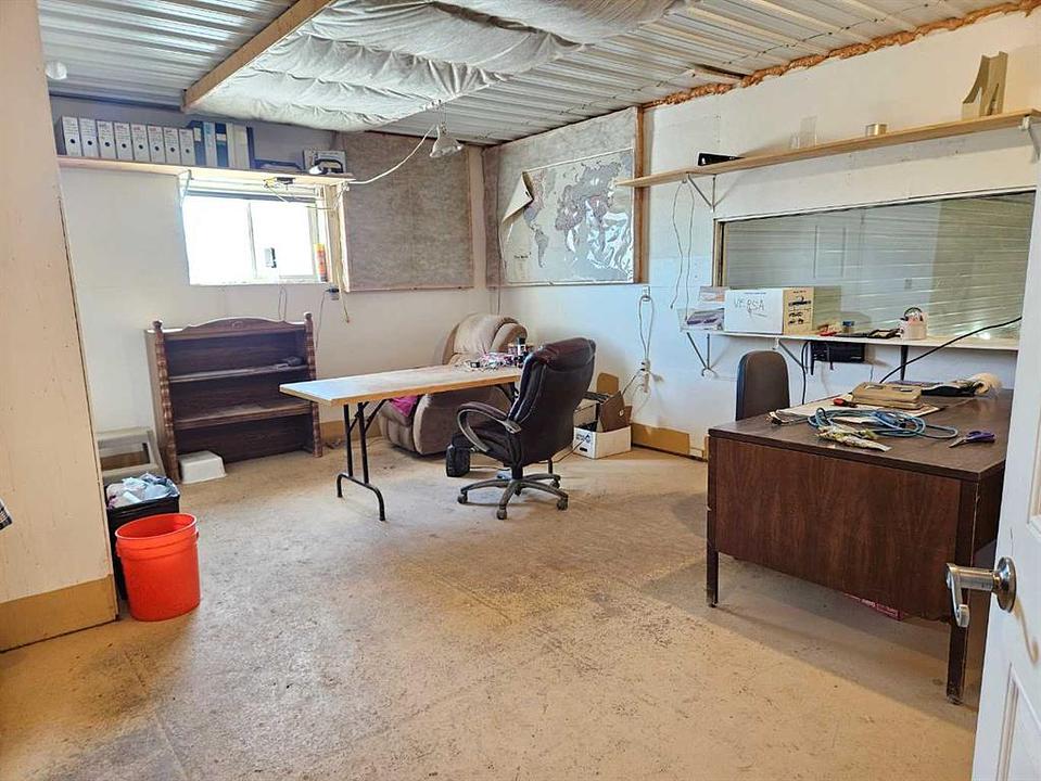 5116 51 Avenue, Meeting Creek, AB