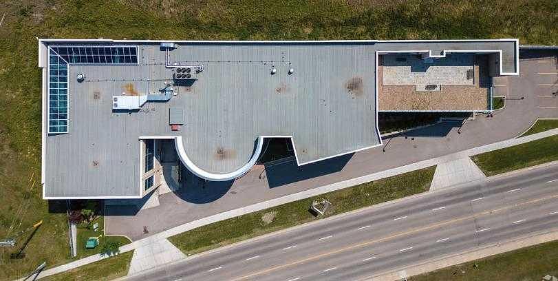 7136 11 Street Northeast, Calgary, AB