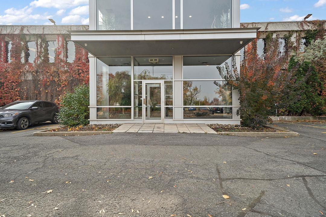 1250 Rue Nobel, Boucherville, QC