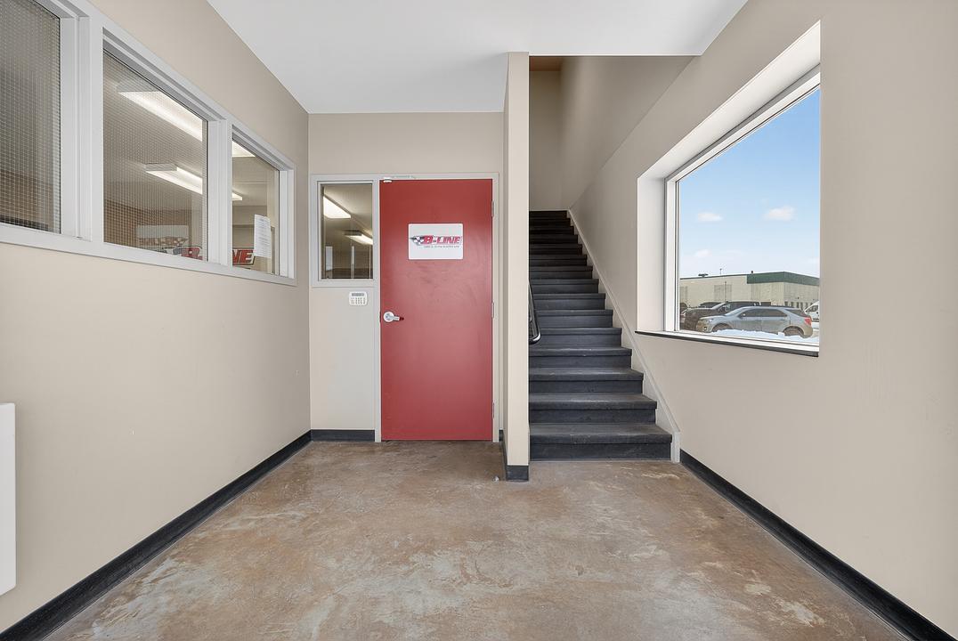 32 Rayborn Crescent, St. Albert, AB