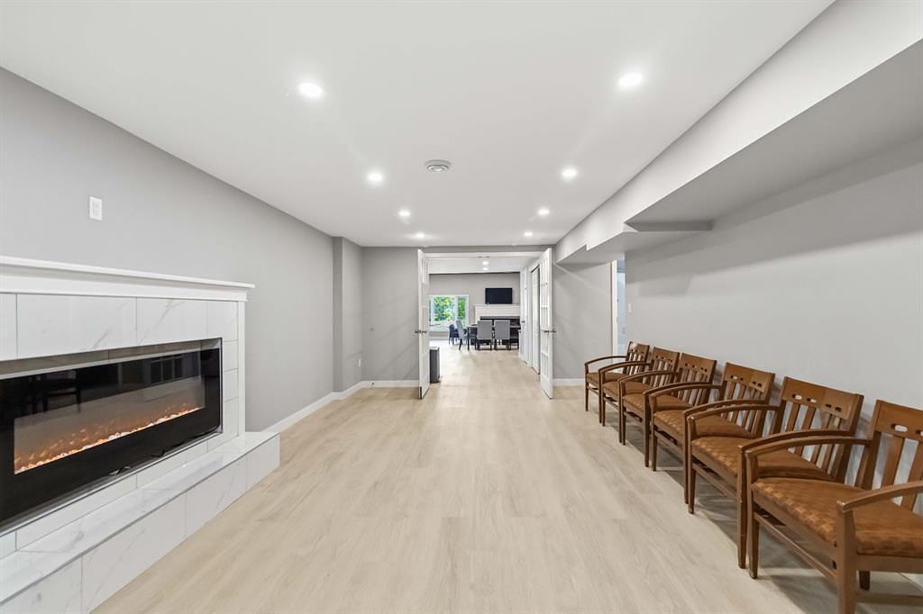 98 Hill Drive, Fort McMurray, AB