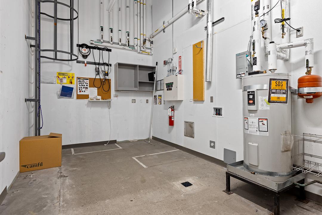 610 Industrial Avenue, Ottawa, ON
